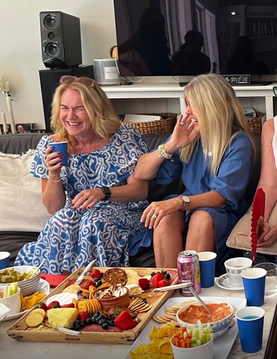 People having coffee